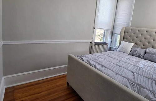 Martinsburg Apartment | Lovely 1 Bedroom Rental Unit w/Free Parking Onsite