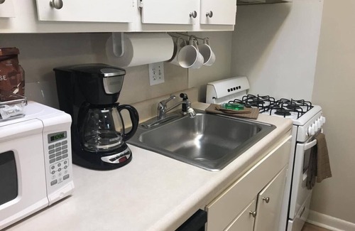 Atlanta Condo | Lovely 1BR/1BA KING SUITE mins from downtown ATL!