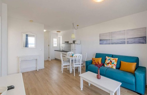 Arenal d'en Castell Condo | Lovely 2-bedrooms condo just 300 mts from beach