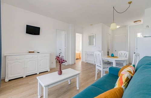 Arenal d'en Castell Condo | Lovely 2-bedrooms condo just 300 mts from beach