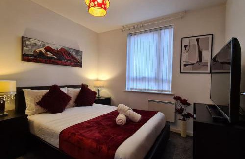 Castlefield Apartment | Lovely 2-bed Apt+Wi-Fi+Parking.