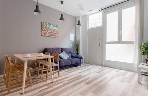 Almenara Apartment | Lovely 2-bed flat in Tetuan by SharingCo.
