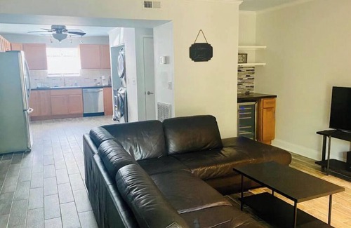 Wilmington Condo | Lovely 2-bedroom apartment minutes from downtown