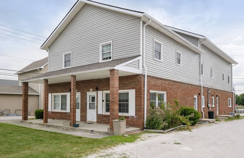 Pittsboro Apartment | Lovely 2-Bedroom Apartment - Close To It All!
