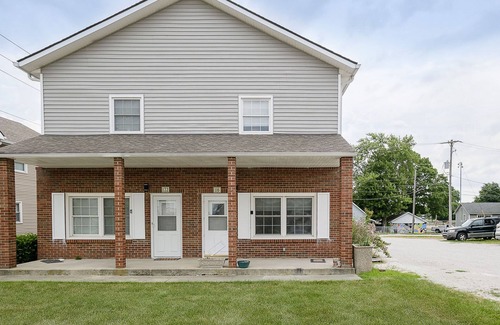 Pittsboro Apartment | Lovely 2-Bedroom Apartment - Close To It All!