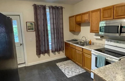 Canisteo Apartment | Lovely 2 bedroom apt, downtown Canisteo