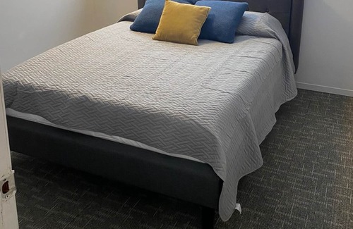 South Lethbridge Condo | Lovely 2 Bedroom Condo with Free Parking