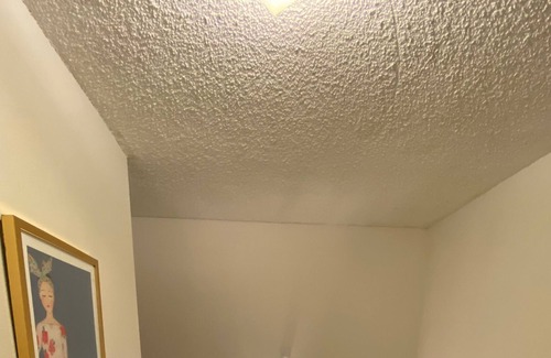West Woodland Condo | Lovely 2-bedroom condo with fireplace and patio