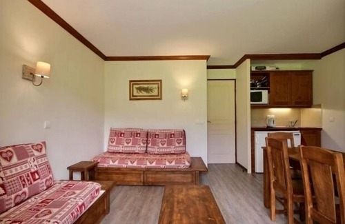 Plagne Soleil Apartment | Lovely 2-Bedroom Apartment, 2 Bathrooms with Terrace and Direct Ski-In/Ski-Out Access