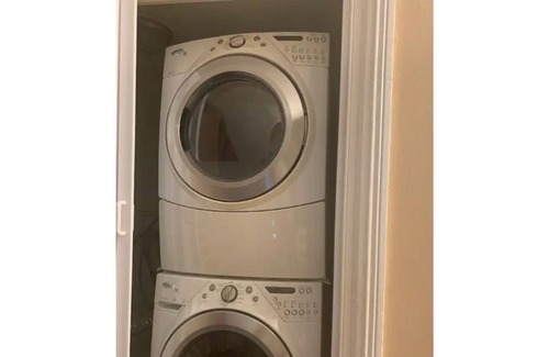 Salisbury Apartment | Lovely 2-bedroom in Historic Downtown Salisbury