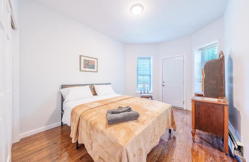 Crown Heights Apartment | Lovely 2 bedroom in the hearts of crown heights