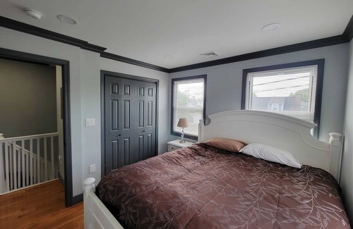 Uniondale Apartment | Lovely 2 Bedroom New Apartment with Free Parking