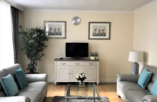 Soho Apartment | Lovely 2 Bedroom Private Family Apartment near Oxford Street