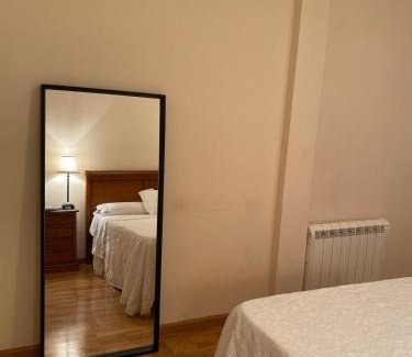 Plasencia Apartment | Lovely 2 bedrooms apartment main square Plasencia