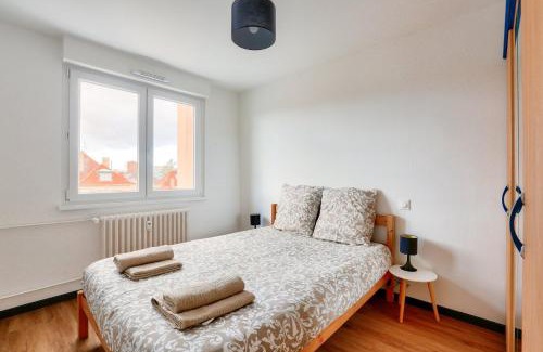 Neudorf Ouest Apartment | Lovely 2 BR Flat with balcony near the city centre