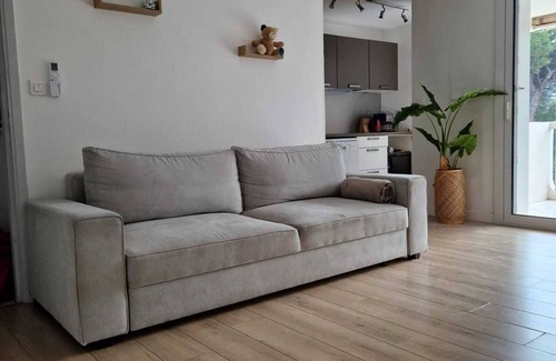 Valescure Apartment | Lovely 2-room apartment in a green setting 10 minutes from the beaches of Saint Raphael.