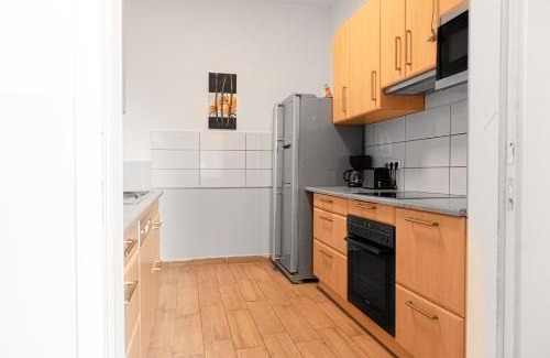 Simmering Apartment | Lovely 2BR Shared Apartment, Enkplatz U3, 15min to Center