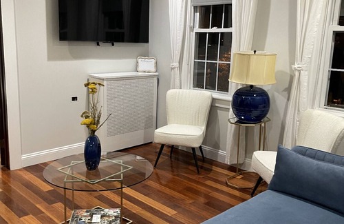 Union City Apartment | Lovely 3 bedroom 15 min away from NY