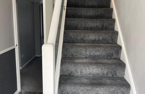 North End Apartment | Lovely 3 bedroom entire home with free parking & garden