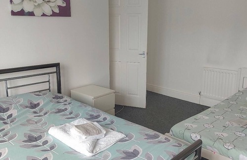 Westoe Apartment | Lovely 3-bedroom apartment in South Shields