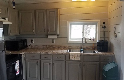 Madison House | Lovely 3 bedroom house with beautiful river views.