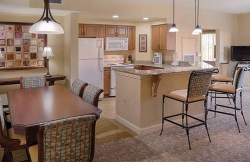 Daytona Beach Condo | Lovely 3 bedroom condo on the ocean.