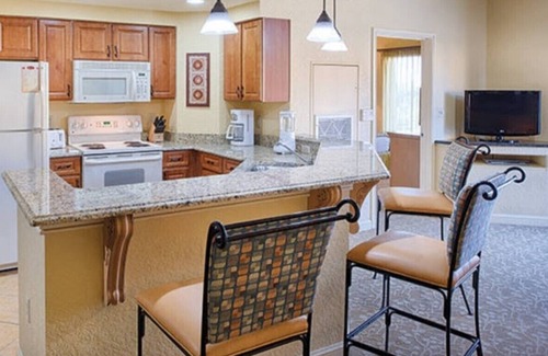 Daytona Beach Condo | Lovely 3 bedroom condo on the ocean.