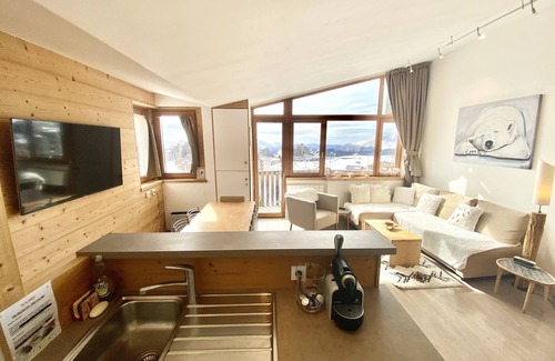 Avoriaz Apartment | Lovely 3 room with exceptional view in the heart of Avoriaz (ski-in/ski out!)