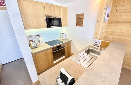 Avoriaz Apartment | Lovely 3 room with exceptional view in the heart of Avoriaz (ski-in/ski out!)