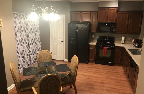Morrisville House | Lovely 4 bed/3.5 bath Townhome in the Heart of Cary
