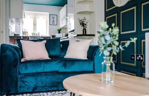Liverpool House | Lovely 4 Bed/Monthly Discount/Bottle