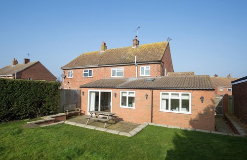 Brancaster House | Lovely 4 bedrom home in Brancaster -15 minute walk to Brancaster beach