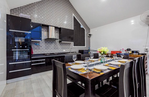 Hua Hin Villa | Lovely 4-bedroom villa in Tambon Hua Hin with AC, WiFi