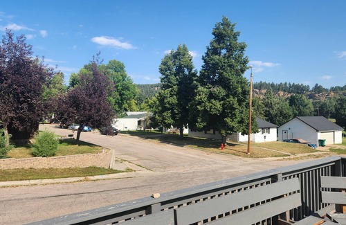 Sturgis House | Lovely 5-bedroom 2 bath house in Sturgis with AC, WiFi
