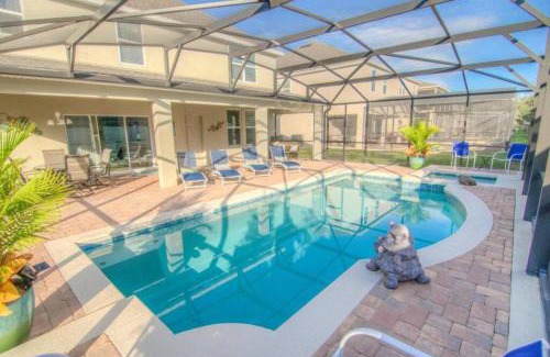 West Haven House | Lovely 6 Bedroom Home with Private Pool for up to 12 guests near Disney