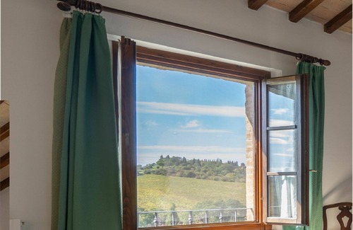 Ponte di Gabbiano Apartment | Lovely apartment for 5 guests with pool, WIFI, A/C, TV, pets allowed and parking, close to Siena