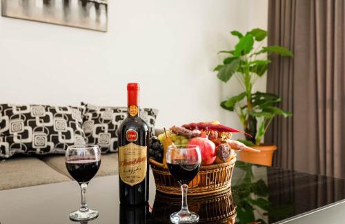 Tbilisi City Centre Apartment | Lovely Accommodation in the heart of Tbilisi