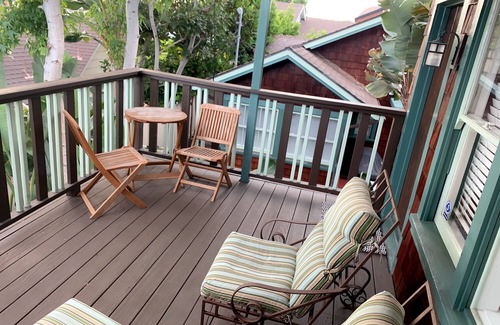 Laguna Beach Apartment | Lovely and clean upstairs studio apt.