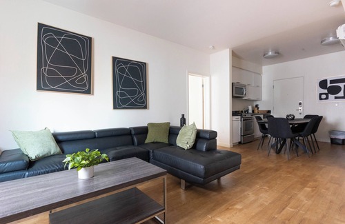 Downtown Apartment | Lovely and Modern Apartment