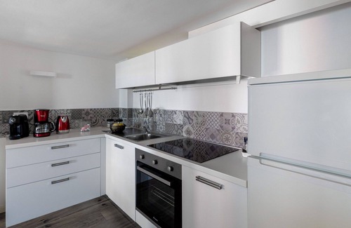 Cala Piccola Apartment | Lovely apartment for 4 people with WIFI, A/C, pool, TV, balcony, panoramic view and parking