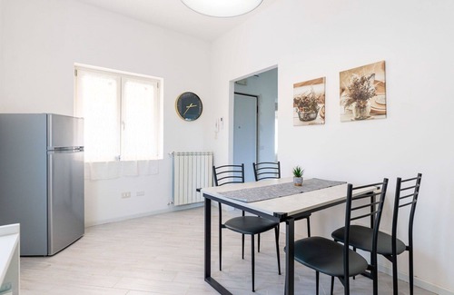 Villanova d'Albenga Apartment | Lovely apartment for 4 people with WIFI, A/C, TV, balcony, panoramic view and parking