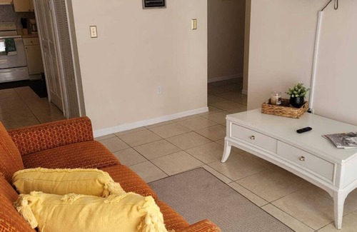 Ludlam Apartment | LOVELY APARMENT IN MIAMI
