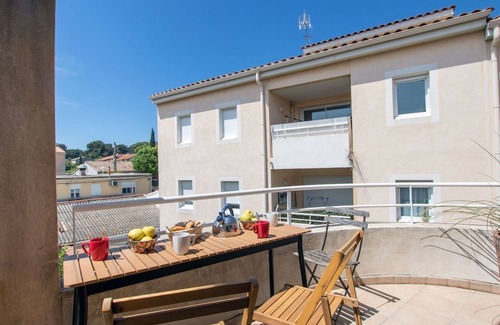 Les Lecques Apartment | Lovely apartment for 6 people with WIFI, A/C, TV, terrace, pets allowed and parking