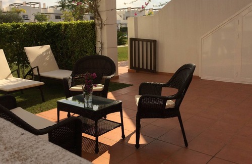 Alhama de Murcia Apartment | Lovely apartment with private garden 15 minutes from the sea and near an 18-hole golf course