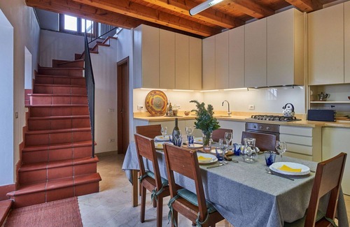 Caprino Veronese House | Lovely apartment in villa for 8 guests with WIFI, TV, patio and parking