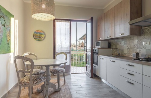 Tovo San Giacomo Apartment | Lovely apartment for 6 people with WIFI, private pool, balcony and pets allowed