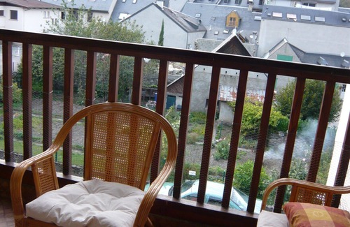 Saint-Lary-Soulan Apartment | Lovely apartment in village center private park Wifi - great comfort mountain view