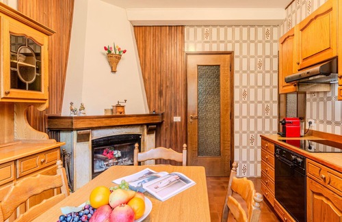 Cerano d'Intelvi Apartment | Lovely apartment for 6 people with WIFI, TV and patio