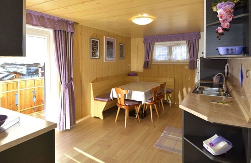 San Giovanni di Fassa Apartment | Lovely apartment for 7 guests with WIFI, TV, balcony and parking