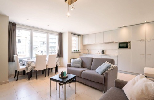 Blankenberge Apartment | Lovely apartment for 4 guests with WIFI, TV and pets allowed